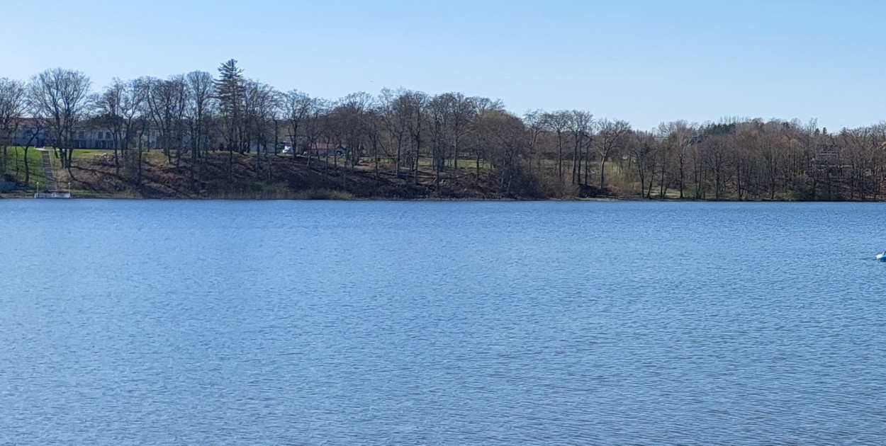 Od 1 stycznia zakaz motorówek na całym Jeziorze Tuchomskim