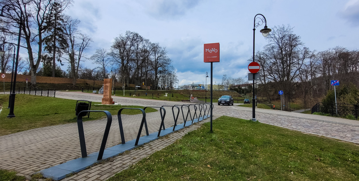 Stacja Mevo 2.0 przy kartuskiej kolegiacie. fot. nadesłane
