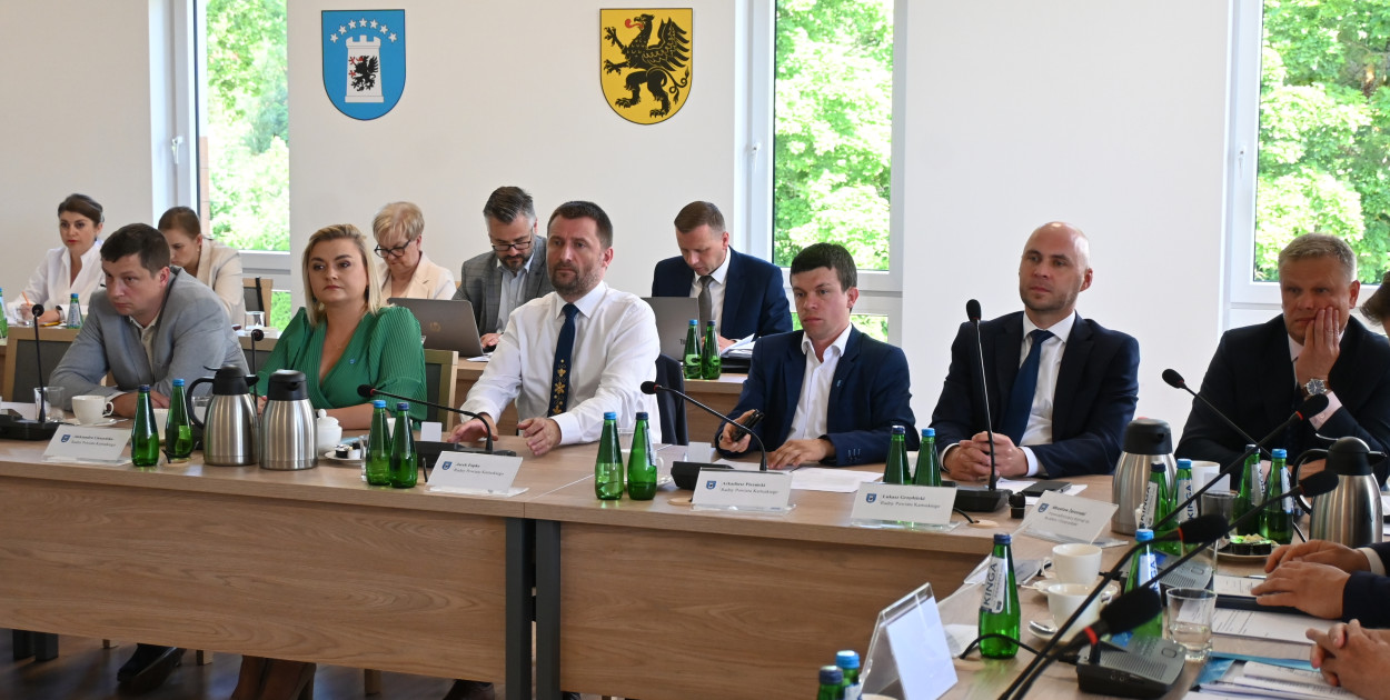 Radni klubu KO w Radzie Powiatu Kartuskiego. fot. Magda Dzienisz