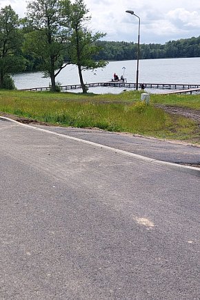 Asfalt nad jeziorem Białym-29874