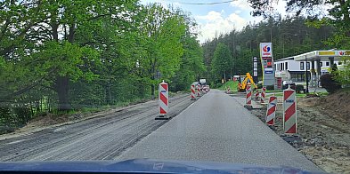 Trwa przebudowa drogi w Kobysewie. Utrudnienia potrwają-54748