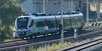 Na linię PKM do Kartuz wjechał pociąg hybrydowy-56348