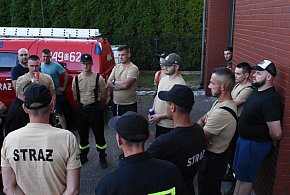 Sierakowice. Strażacy ruszyli na południe. Pomogą sprzątać po powodzi-59103