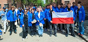 Marsz Żywych. Młodzież z kartuskich szkół upamiętniła 