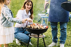 Czy 2 maja to dzień wolny od pracy? Jak działają sklepy i urzędy?-66726