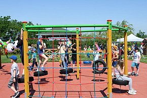 ZUS przypomina o składaniu wniosków o 800 plus-66842