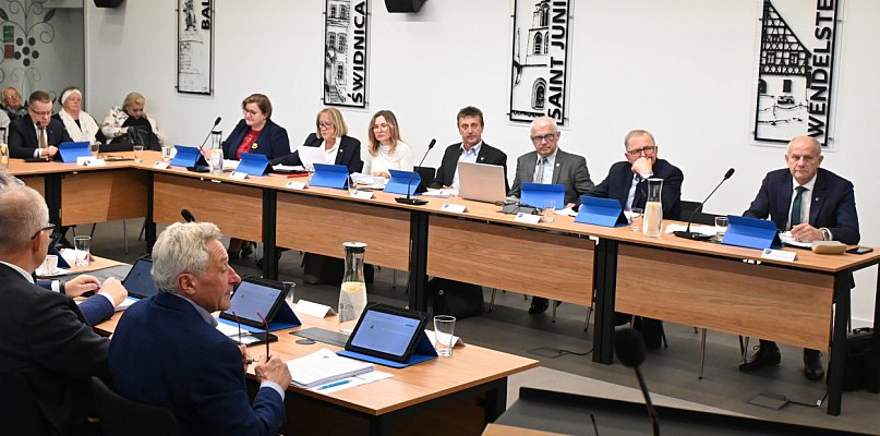 Żukowo. Oświadczenie radnych opozycji. Piszą o "dialogu i współpracy" - 66917