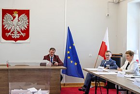 Członkom komisji wyborczych przysługują dni wolne od pracy. Jakie są zasady?-67071
