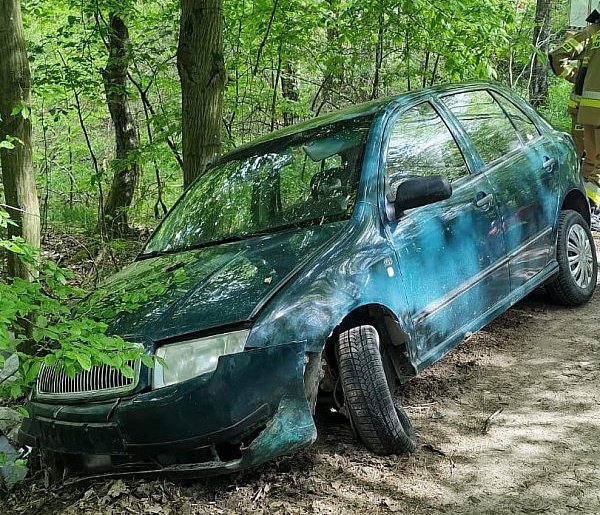 Sprawcą wypadku był 15-latek, ale kierowca skody też ma kłopoty-67065
