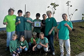 Banino. Przy SP nr 2 powstał tradycyjny sad z rodzimymi odmianami drzew-67420