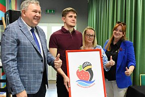 Truskawkobranie ma nowe logo! Tegoroczna impreza potrwa dwa dni-67791