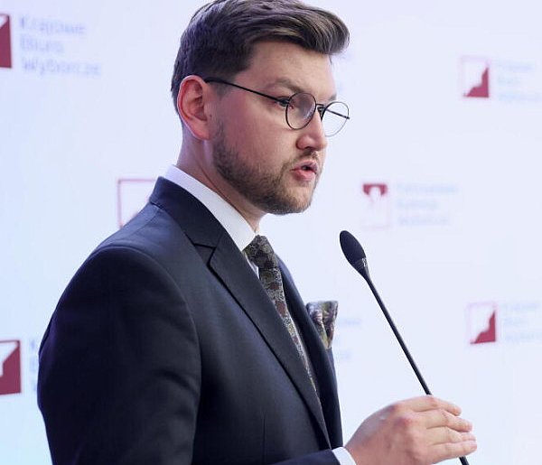 II tura wyborów. Początek głosowania bez incydentów-67852