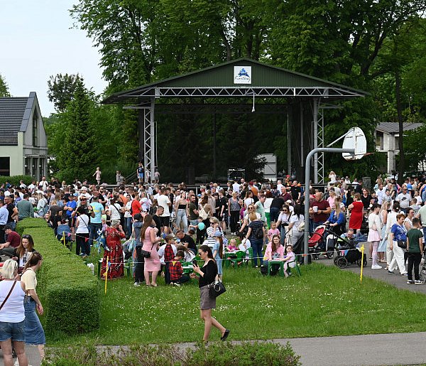 Tłumy na festynie z okazji Dnia Dziecka w Parku Solidarności w Kartuzach-67858