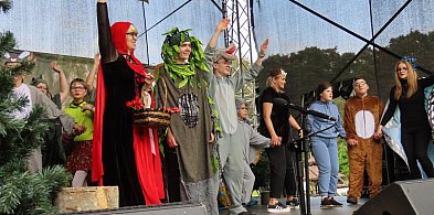 Święto radości i dobrej zabawy podczas Festynu Integracyjnego w Żukowie-68084