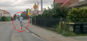 Sierakowice. Ryzykowna przejażdżka. Dwie osoby na jedne