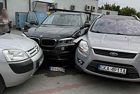 Stężyca. Kolizja na parkingu pod marketem. Cztery auta uszkodzone-68548