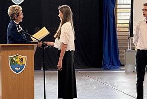 Kiełpino. Uczniowie odebrali świadectwa i ruszyli na wakacje-68836