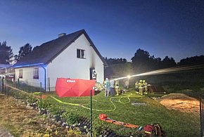 Tragiczne skutki nocnego pożaru w Zaworach-68928