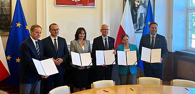 Pięć samorządów deklaruje współpracę przy budowie węzła "Chwaszczyno"-68987