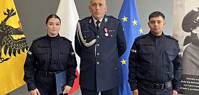 Dwoje nowych policjantów już po ślubowaniu