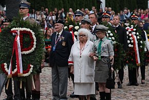 Modlitwy za powstańców i apel o zgodę. "Pamiętajcie o nas..."-70093