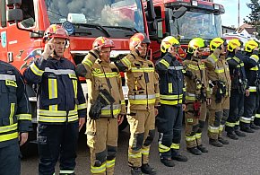 Strażacy z OSP Sierakowice oddali cześć swojemu zmarłemu koledze-70753
