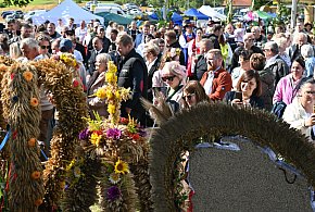 Kamela. Dożynki gm. Somonino w otoczeniu natury. Świętowały setki osób!-70809