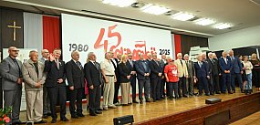 Działaczom opozycji antykomunistycznej wręczono Krzyże 