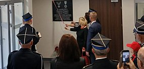 Żukowo. Odsłonięto tablicę ku pamięci strażaków, którzy