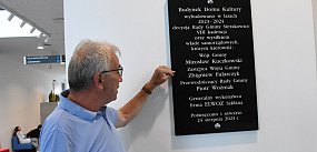 Sierakowice. Sprawa tablicy pamiątkowej jest w sądzie