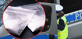 Sulęczyno. Nerwowo kręcił się przed sklepem