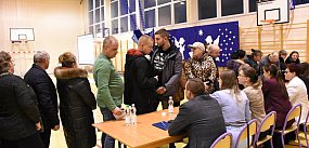 Lisie Jamy. Mieszkańcy punktują władze gminy. Zdecydowa