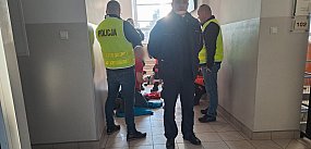 Mężczyzna rozpoczął protest w UG Sierakowice. Interweni