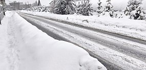 Kartuzy. Mieszkańcy narzekają na sposób odśnieżania. Gm