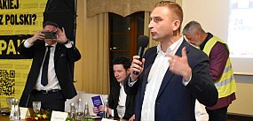 Bąkiewicza nie chcieli w Gdyni. Przyjechał do Kartuz, a