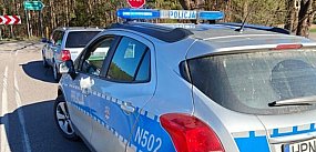 25-latek podczas ucieczki uderzył w radiowóz