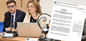 Żukowo. Przewodnicząca Rady Miejskiej o "teatrze i mani