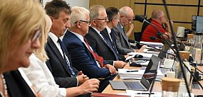 Żukowo. Po ponad dziewięciu godzinach sesji nie przyzna