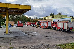 Staniszewo. Pożar hali magazynowej. W akcji kilkanaście zastępów-72495