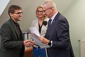 Zdolni studenci mogą starać się o Stypendium Starosty Kartuskiego-72687