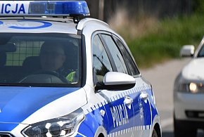 Sierakowice. Awantura przy stacji paliw. Kobieta usiłowała odjechać-73169