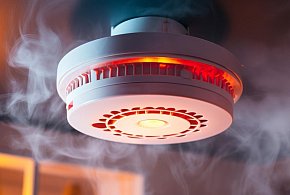 Rewolucja w przepisach pożarowych. Nowe obowiązki dla właścicieli domów i firm-73256