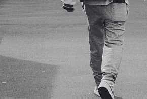 Brodnica Górna. Policjanci szukają ekshibicjonisty-73466