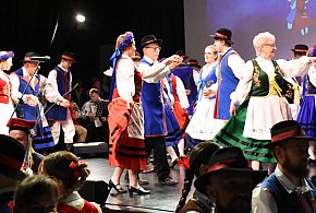 Zespół Pieśni i Tańca Sierakowice świętuje 45-lecie działalności-73979