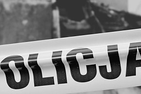 Kartuzy. Mężczyzna zmarł na chodniku. Policja ustala co się stało-74066