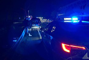 Lniska. Wyglądało groźnie. Sprawcy kolizji ukarani mandatami-74352