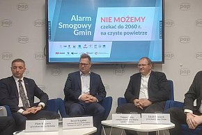 Spada zainteresowanie programem "Czyste Powietrze". Jest apel samorządów-74494