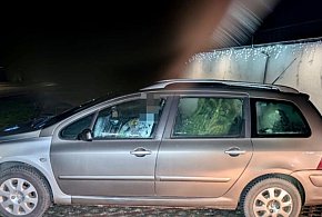 Smętowo Chmieleńskie. Policjanci złapali kaszubskiego "Grincha"-74778