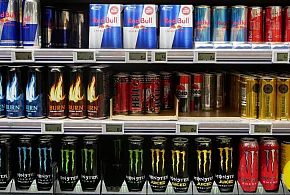 Popularne napoje podrożeją. Rząd szykuje podwyżkę VAT-74852