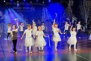 Kiełpino. Prezentowali talenty i wspomogli potrzebujących uczniów-74994